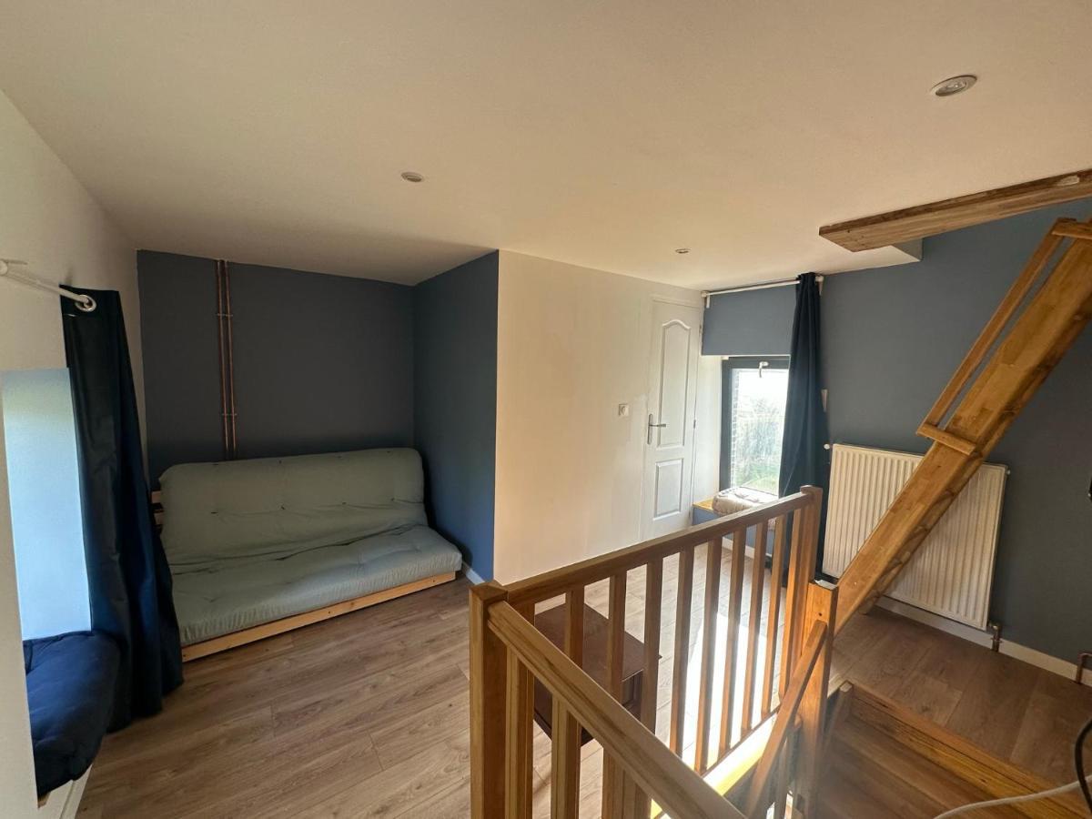 Gite Confortable Au Milieu Des Pres - La Ferme De Montigny Neauphe-Sur-Dive Exterior photo